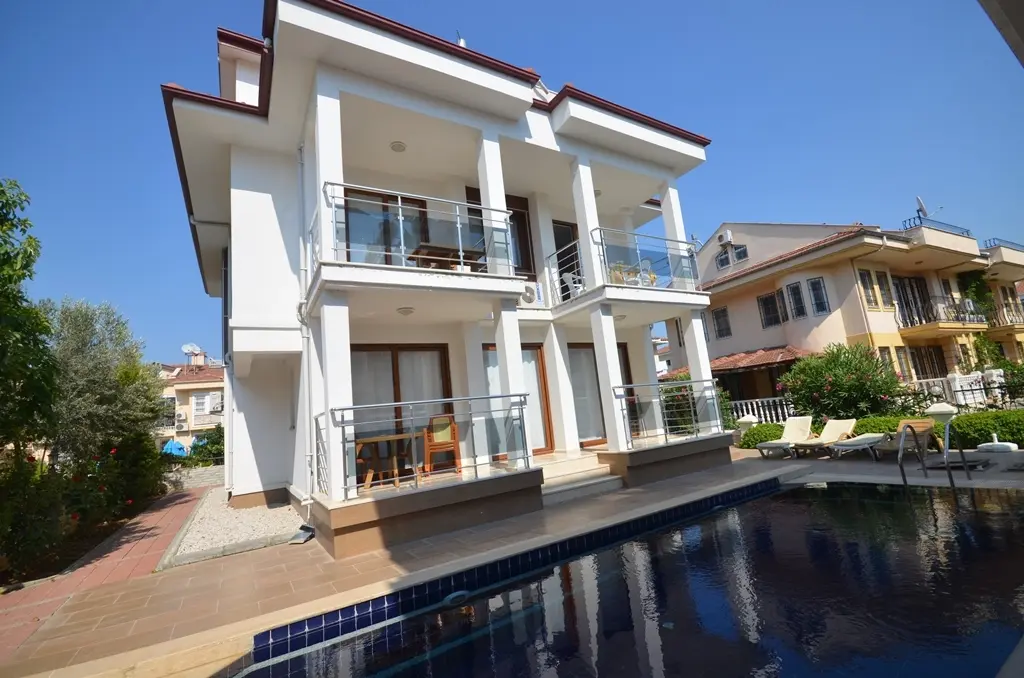 Flat in Calis